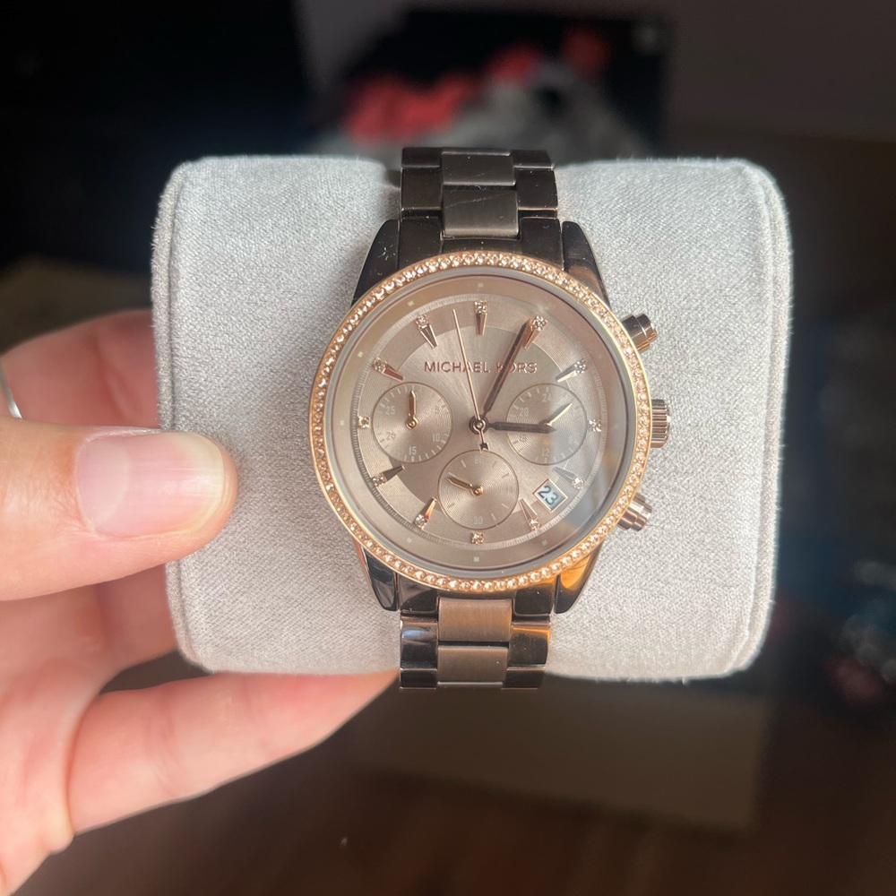 Michael Kors Chronograph Women's Watch - Rose gold